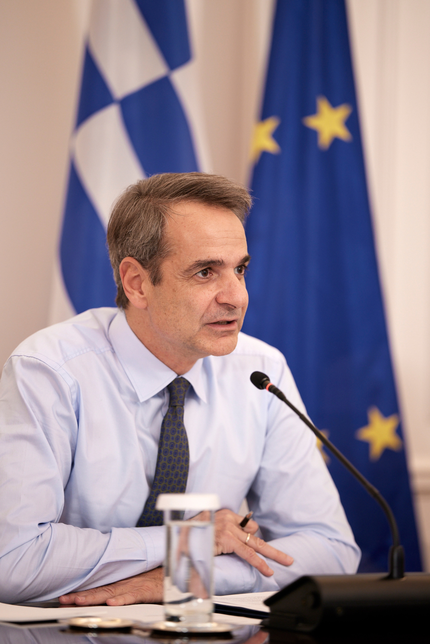 Μητσοτάκης: Τηλεδιάσκεψη με επικεφαλής των Πρεσβειών στο εξωτερικό - Η επιστολική ψήφος στο προσκήνιο