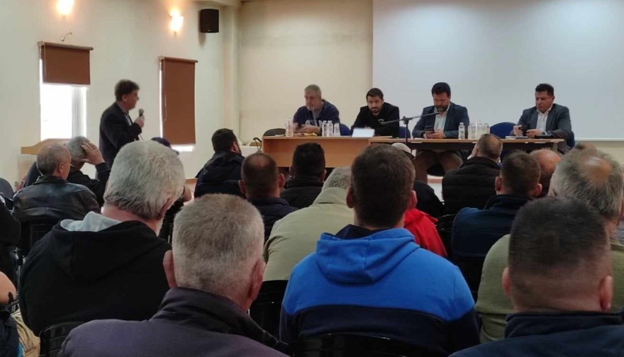 Αγρότες: Σύσκεψη με κλιμάκιο του υπουργείου Αγροτικής Ανάπτυξης στο Νέο Μοναστήρι Φθιώτιδας