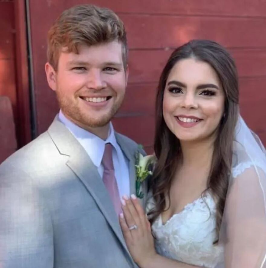 Βιρτζίνια: 25χρονη δασκάλα κινδυνεύει με 50 χρόνια φυλακή επειδή έκανε τέσσερις φορές σεξ με 14χρονο στο σπίτι του