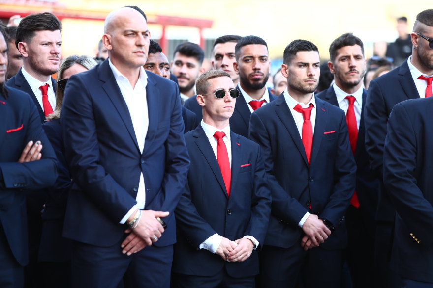  H οικογένεια του Ολυμπιακού τίμησε τη μνήμη των θυμάτων της τραγωδίας της Θύρας 7 - Βίντεο, φωτογραφίες 