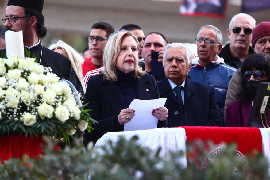  H οικογένεια του Ολυμπιακού τίμησε τη μνήμη των θυμάτων της τραγωδίας της Θύρας 7 - Βίντεο, φωτογραφίες 