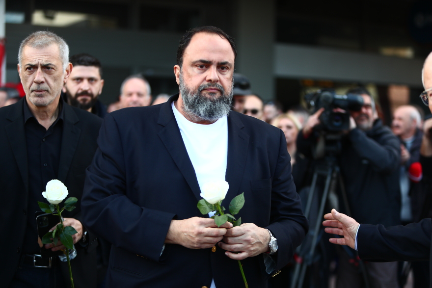  H οικογένεια του Ολυμπιακού τίμησε τη μνήμη των θυμάτων της τραγωδίας της Θύρας 7 - Βίντεο, φωτογραφίες 