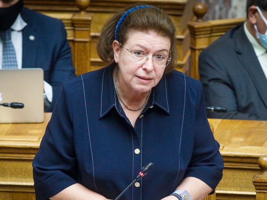 Λίνα Μενδώνη: Η απάντησή της στις αντιδράσεις για το τελεφερίκ της Μονεμβασιάς