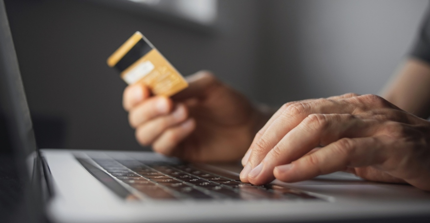 Διαδικτυακό shopping: Πώς να επιβιώσετε στη ζούγκλα των ψηφιακών αγορών μετά την απάτη-μαμούθ των Κινέζων