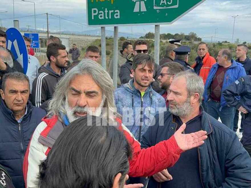 Στη γέφυρα Ρίου - Αντιρρίου οι αγρότες, άνοιξαν τα διόδια - Δείτε βίντεο και φωτογραφίες