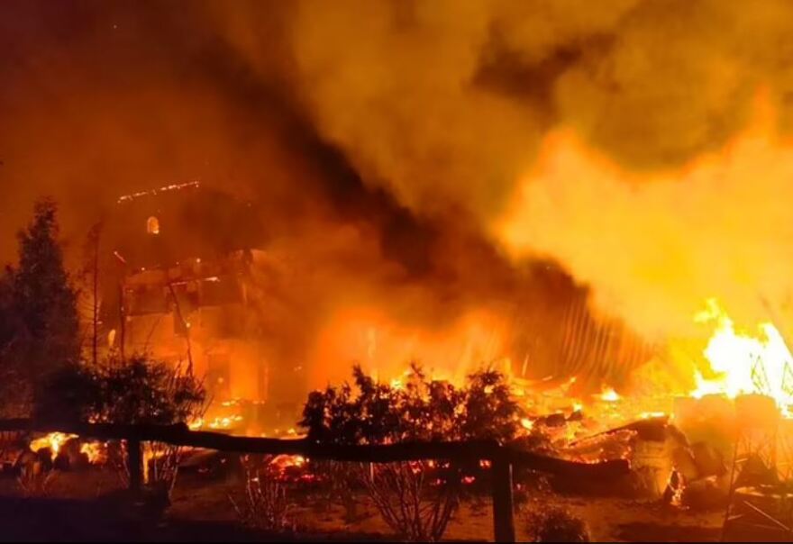 Ουκρανία: Πενταμελής οικογένεια κάηκε ζωντανή μέσα στο σπίτι της όταν Ρώσοι άνοιξαν πυρ σε πρατήριο καυσίμων