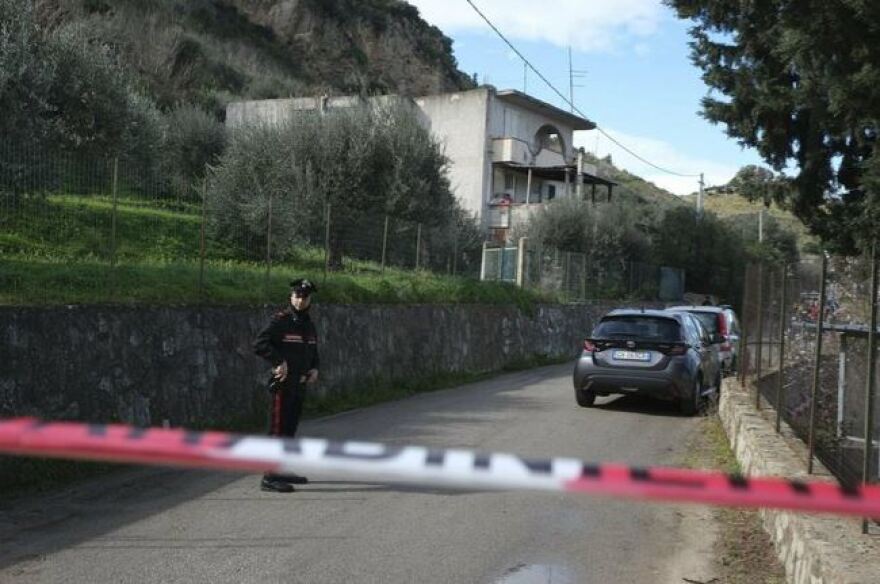 Ιταλία: Σικελός στραγγάλισε δύο από τα τρία του παιδιά και έκαψε ζωντανή τη γυναίκα του - «Είδα τον δαίμονα»