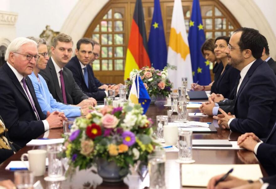 Χριστοδουλίδης - Σταϊνμάιερ: Κοινή θέση για λύση διζωνικής δικοινοτικής ομοσπονδίας στην Κύπρο 