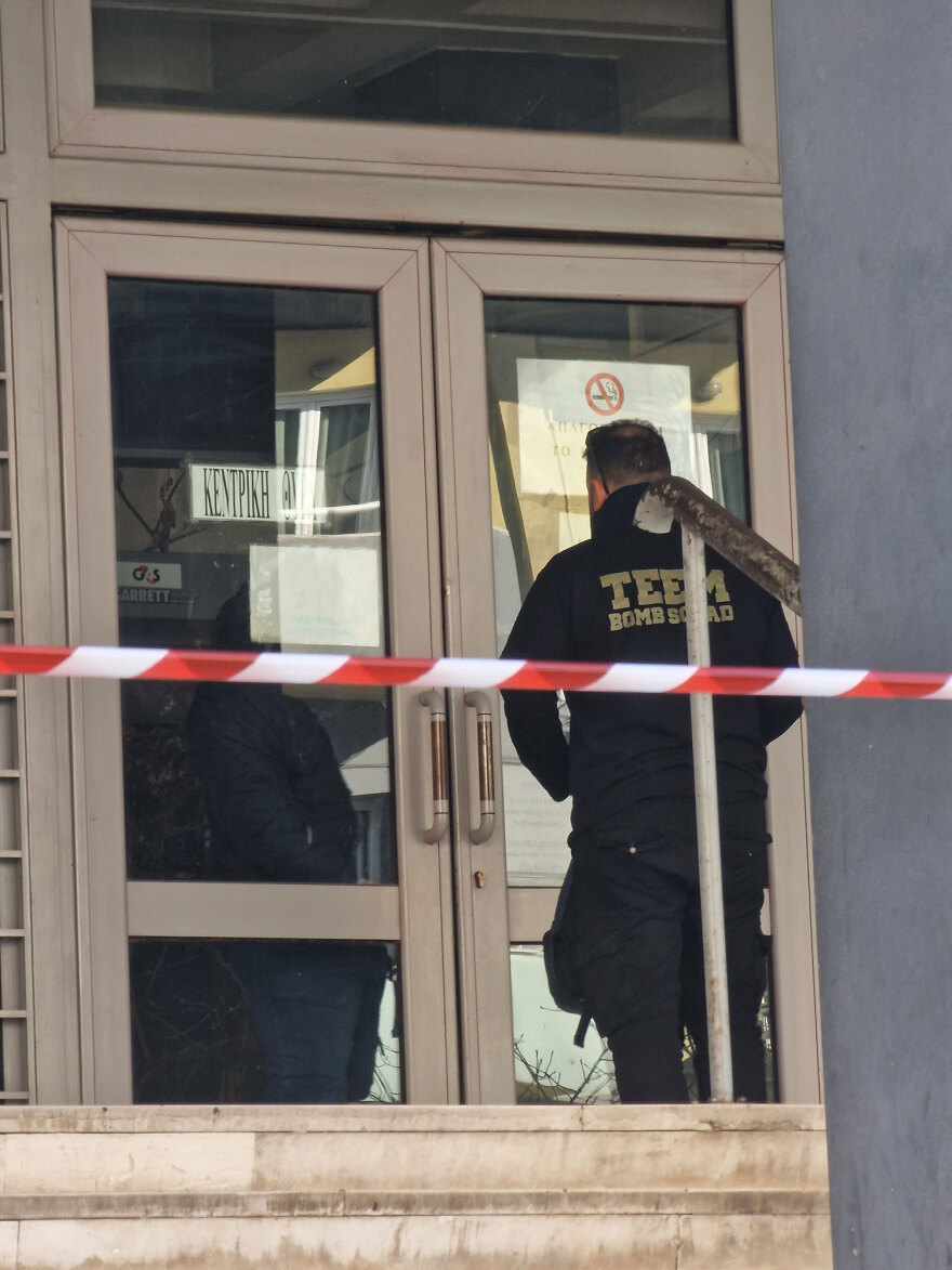 Θεσσαλονίκη: Παγιδευμένος με εκρηκτικό μηχανισμό ο φάκελος στα δικαστήρια