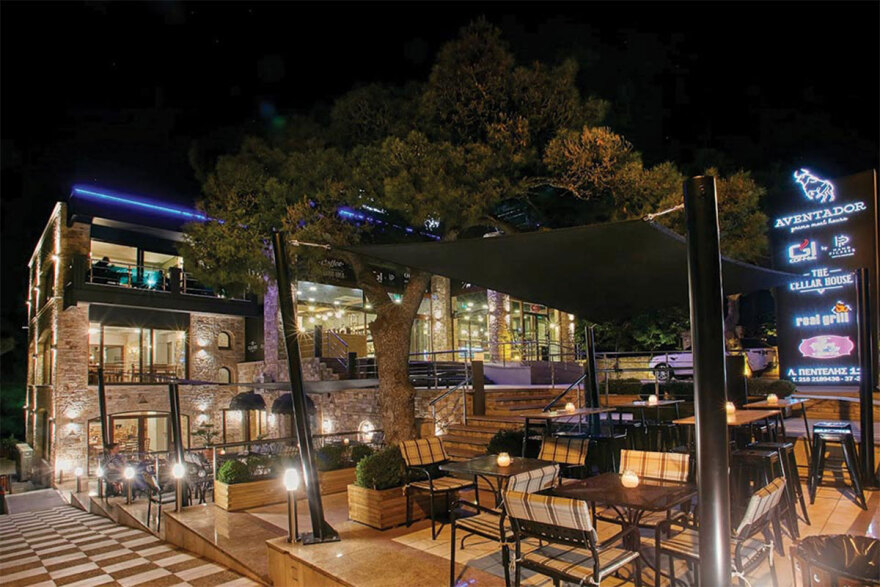 Χρήστος Γιαλιάς: Στο σφυρί η βίλα-φρούριο του άγρια δολοφονημένου επιχειρηματία