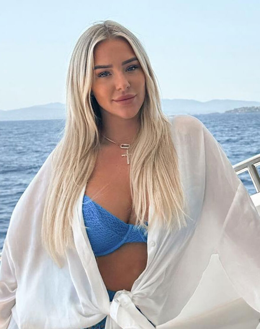 Οι κυρίες των κυρίων: Τρεις σύζυγοι διάσημων ποδοσφαιριστών αποκαλύπτουν πώς είναι να ζουν στο πλευρό τους