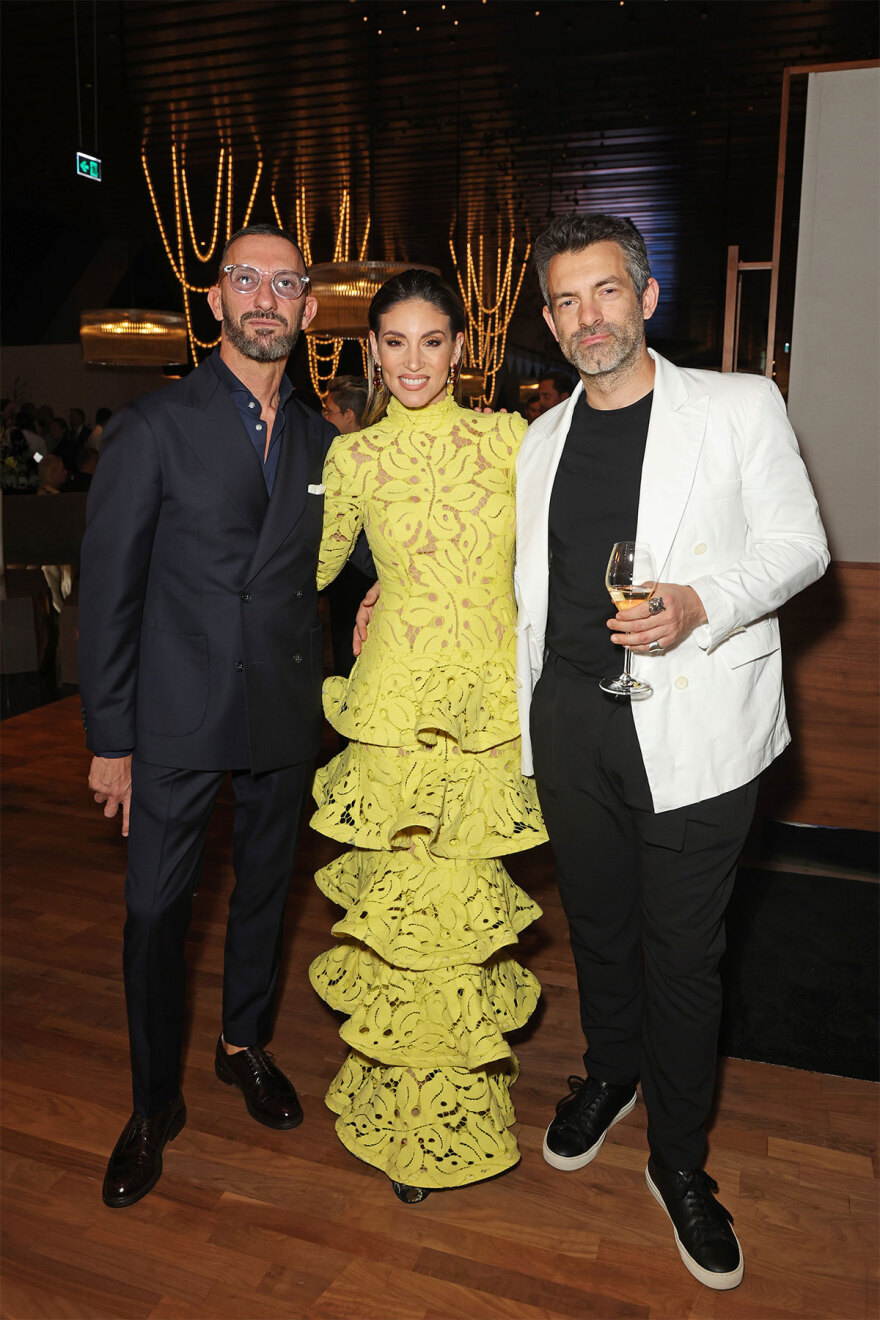 Βίντεο: Το πριβέ πάρτι έκπληξη με την Τζένιφερ Λόπεζ για εγκαίνια ξενοδοχείου στο Ντουμπάι - Ποιοι παραβρέθηκαν 