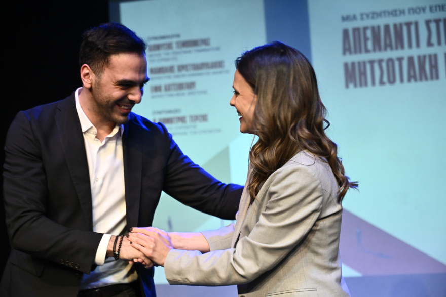 H στάση του ΠΑΣΟΚ για την εκδήλωση στο θέατρο Άλφα και η απάντηση Χριστοδουλάκη