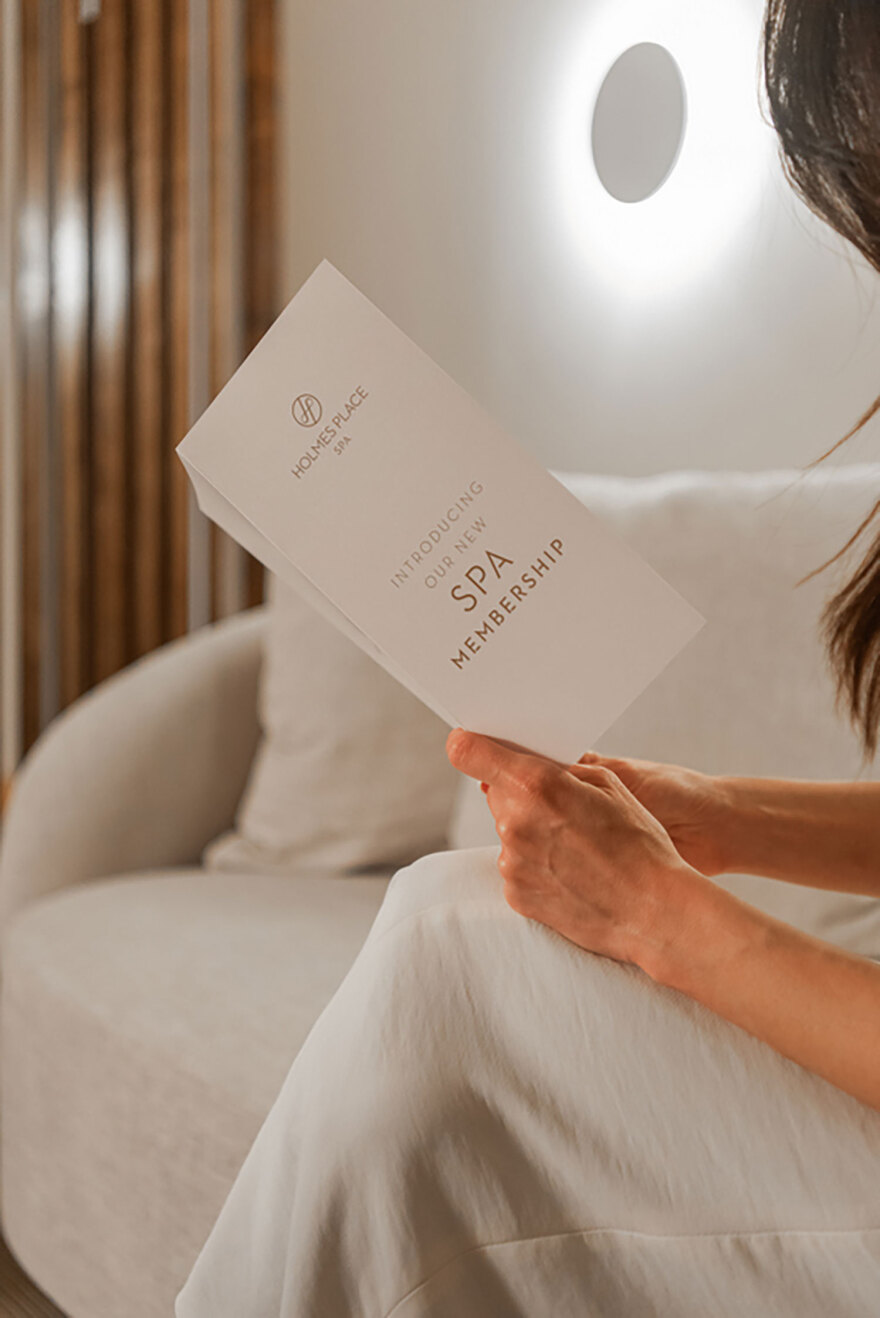 Νιώστε “Fit & Well” στα Holmes Place Spa