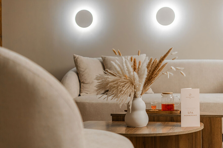 Νιώστε “Fit & Well” στα Holmes Place Spa