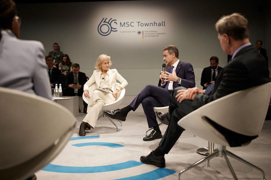 Μητσοτάκης: Συναντήθηκε στην 60η Διάσκεψη του Μονάχου με μέλη της Επιτροπής Εξωτερικών της αμερικανικής Γερουσίας