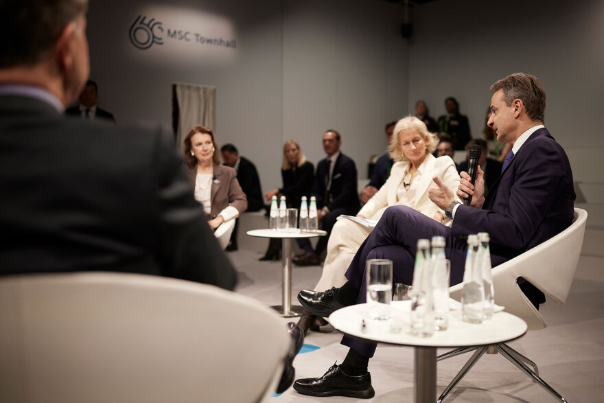 Μητσοτάκης: Συναντήθηκε στην 60η Διάσκεψη του Μονάχου με μέλη της Επιτροπής Εξωτερικών της αμερικανικής Γερουσίας