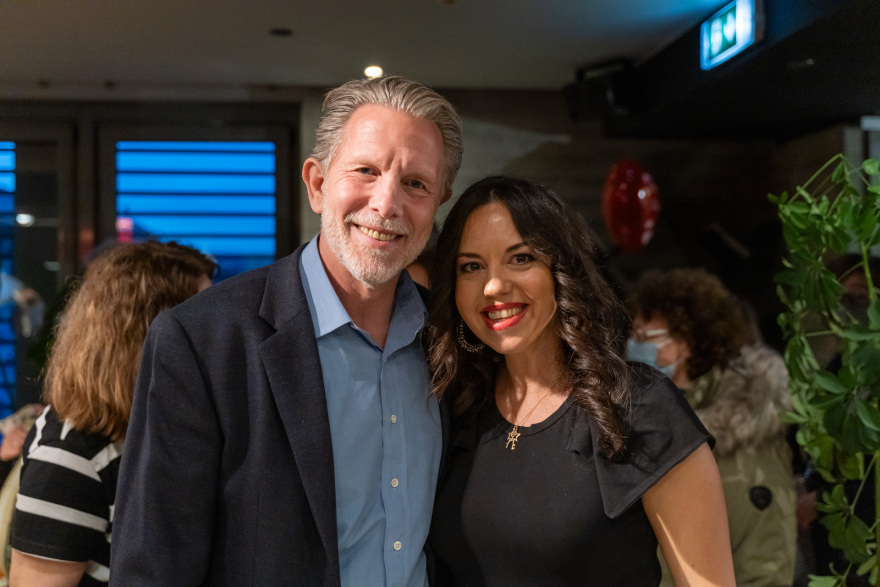 Ο Σύλλογος Επιστημόνων της Βουλής έκοψε πρωτοχρονιάτικη πίτα - Η βραδιά ήταν αφιερωμένη στο σύνδρομο Asperger