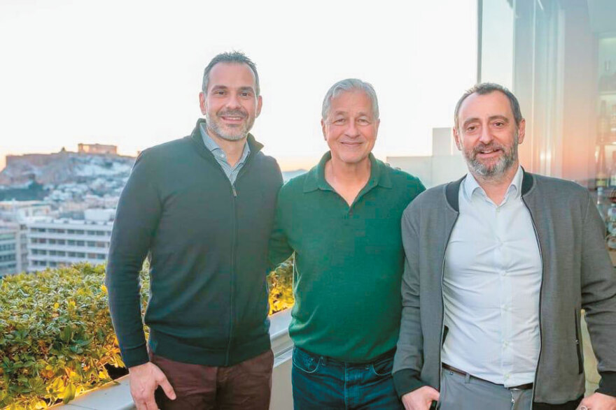 Καρώνης εναντίον JP Morgan: Πώς φτάσαμε στο «Δεν παραδίδω τη Viva Wallet»