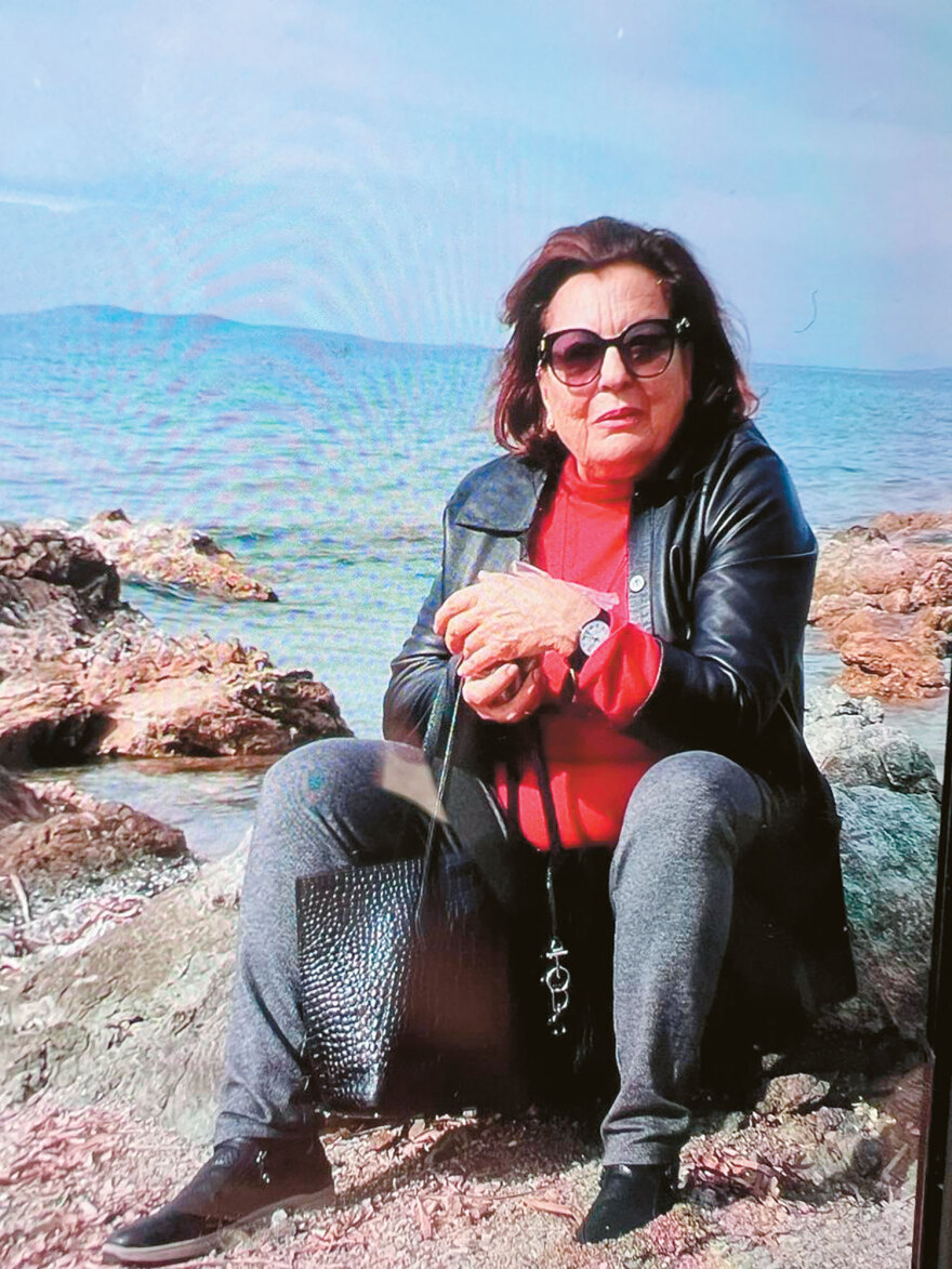 Πάθος, μίσος και πολλά λεφτά - Η μοιραία σχέση του δολοφόνου με την οικογένεια Καρνέση