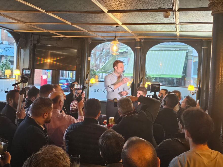 Βράζει ο ΣΥΡΙΖΑ μετά το ερωτηματολόγιο Κασσελάκη: Συνεδριάζει εκτάκτως τη Δευτέρα στις 12:00 η Πολιτική Γραμματεία