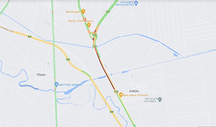 Λαμία: Αγροτική διαμαρτυρία εγκλωβίζει εκατοντάδες οδηγούς στον κόμβο του Μπράλου