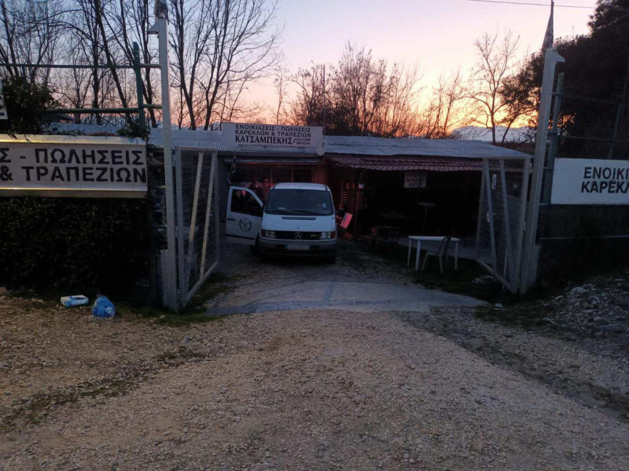 Τρίκαλα: «Καλό παιδί και φιλότιμο, δεν είναι ψυχοπαθής» λέει η θεία του πατροκτόνου