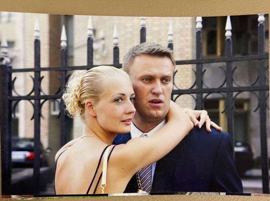 Γιούλια Ναβάλναγια: Η γυναίκα βράχος στο πλευρό του Αλεξέι - Μόνο ο θάνατος θα μπορούσε να τους χωρίσει