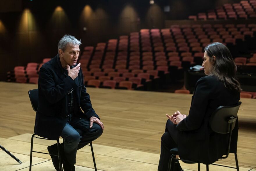 MEGA Stories: Στο αποψινό επεισόδιο ο Γιώργος Νταλάρας κάνει τον απολογισμό της ζωής του