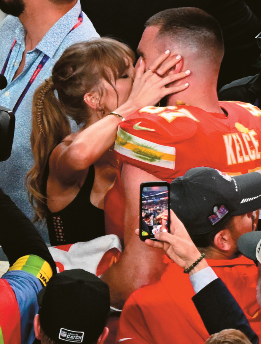 Η Taylor Swift, η πρώτη billionaire της μουσικής βιομηχανίας,  έγινε μάθημα  στο Χάρβαρντ! 