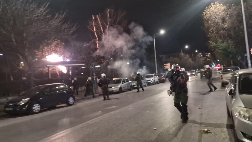 Θεσσαλονίκη: Επεισόδια μετά την πορεία φοιτητών στο κέντρο - Βίντεο και φωτογραφίες