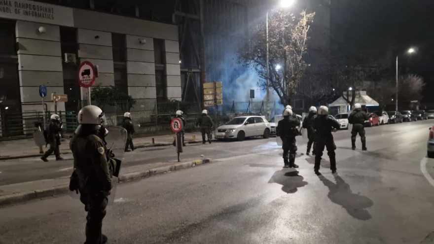 Θεσσαλονίκη: Επεισόδια μετά την πορεία φοιτητών στο κέντρο - Βίντεο και φωτογραφίες