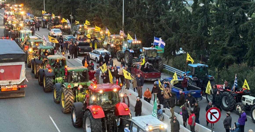 Αγρότες: Στο Κάστρο θα διανυκτερεύσει το κονβόι των τρακτέρ - Οι κλειστοί δρόμοι στην Αθήνα την Τρίτη