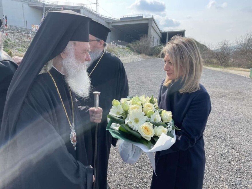 Τέμπη: Τρισάγιο από τον Aρχιεπίσκοπο Ιερώνυμο στον τόπο του πολύνεκρου σιδηροδρομικού δυστυχήματος