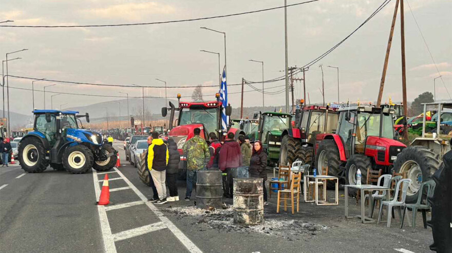 Αγρότες: Κατεβαίνουν Αθήνα τα τρακτέρ - Μετά τις 12 θα αρχίσουν να κλείνουν δρόμοι