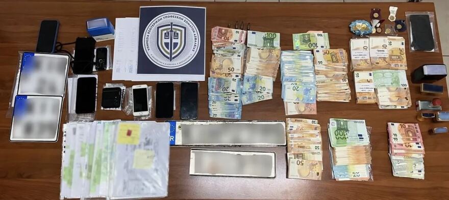 Κιλκίς: Πώς δρούσε το κύκλωμα παράνομων μεταβιβάσεων οχημάτων - Η ταρίφα, το... πεσκέσι και το «κοστούμι»