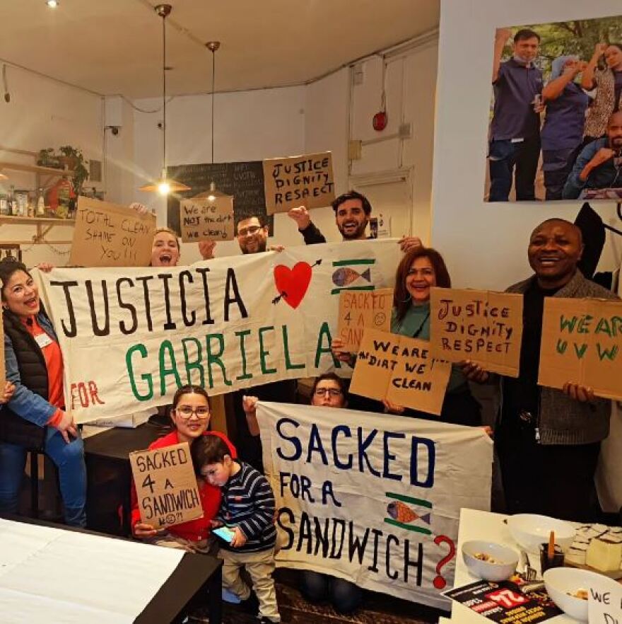 Λονδίνο: Δικηγορική εταιρεία απέλυσε καθαρίστρια επειδή έφαγε ένα "ξεχασμένο" σάντουιτς αξίας 1,9 δολαρίων