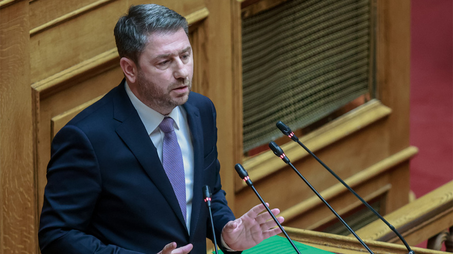 ΠΑΣΟΚ: Γιατί χάνει πόντους και τη δεύτερη θέση στα γκάλοπ