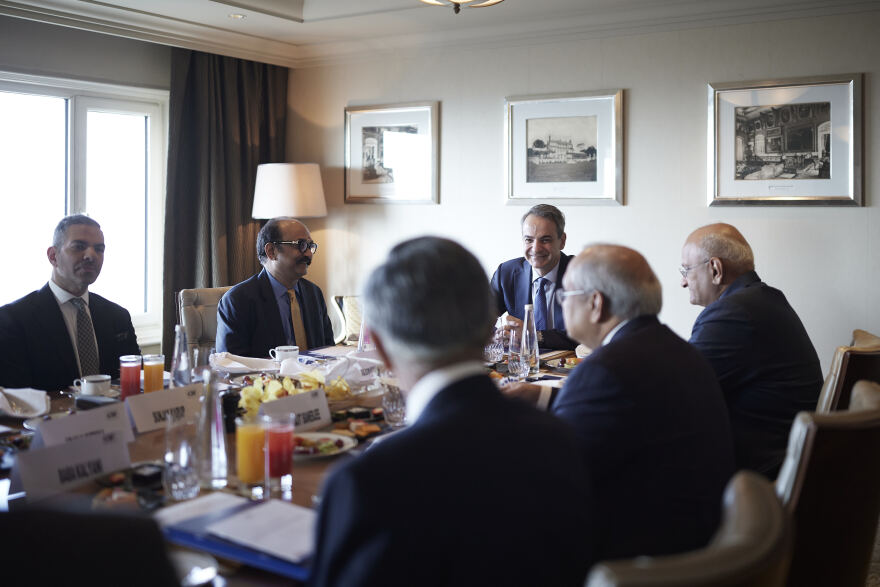 Η Σίλικον Βάλεϊ της Ινδίας και το τετ α τετ Μητσοτάκη και Ινδών επιχειρηματιών