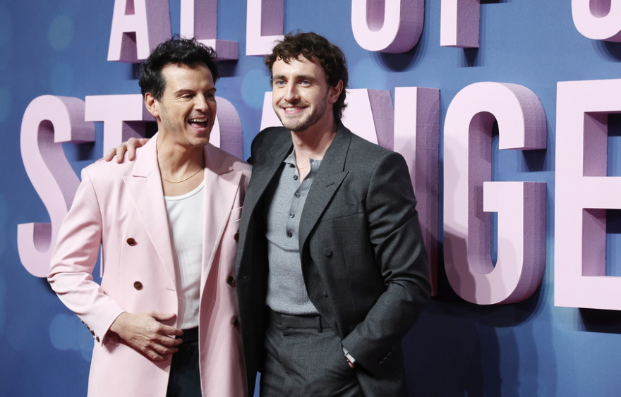 Πολ Μέσκαλ: Ο ηθοποιός αποκάλυψε ότι έπαθε πανικό στις ερωτικές σκηνές με τον Άντριου Σκοτ στο «All of Us Strangers»