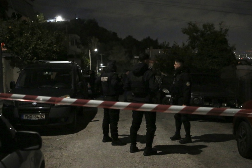 Έγκλημα στην Αγία Βαρβάρα - Πεθερός σκότωσε τον γαμπρό του με καραμπίνα, δείτε βίντεο και φωτογραφίες