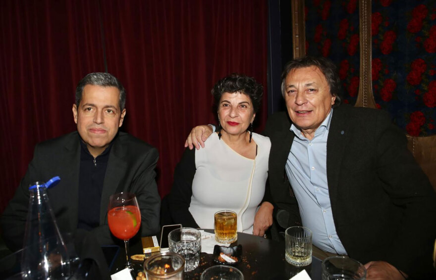 Ο Κασσελάκης γλέντησε την παραμονή του στην αρχηγία στο Kuko's Bar - Βίντεο και φωτογραφίες