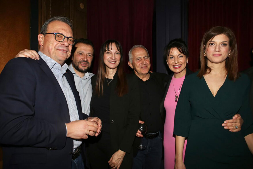 Ο Κασσελάκης γλέντησε την παραμονή του στην αρχηγία στο Kuko's Bar - Βίντεο και φωτογραφίες