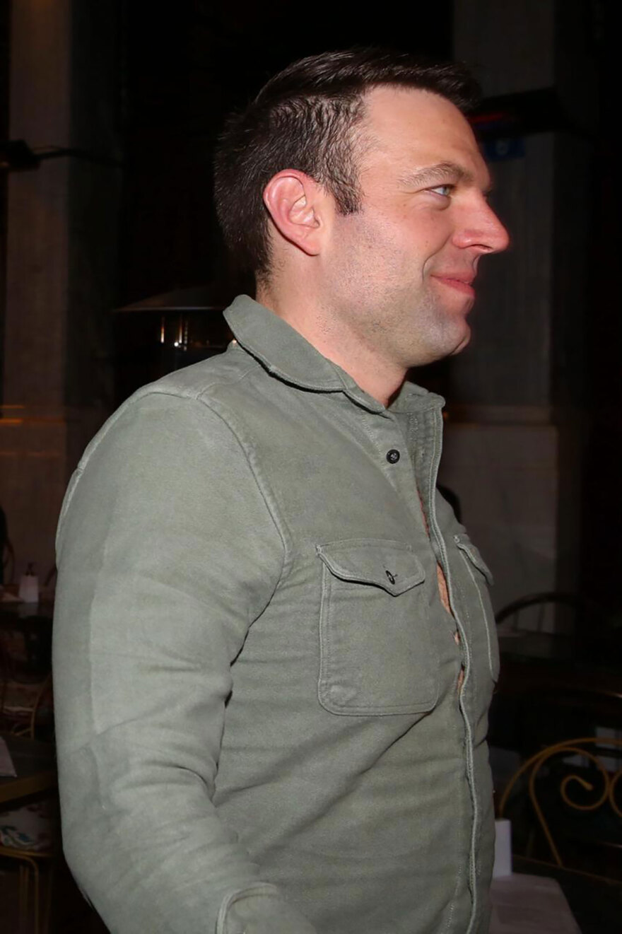 Ο Κασσελάκης γλέντησε την παραμονή του στην αρχηγία στο Kuko's Bar - Βίντεο και φωτογραφίες