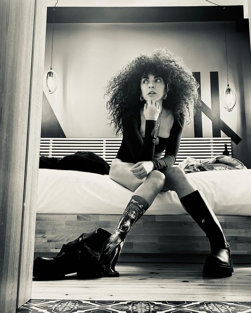 Μαρία Σολωμού: Με μαύρο αποκαλυπτικό κορμάκι στο Instagram