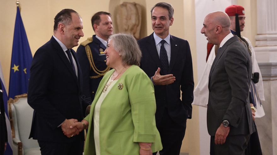 Δεξίωση προς τιμήν του διπλωματικού σώματος από την Πρόεδρο της Δημοκρατίας παρουσία Μητσοτάκη - Δείτε φωτογραφίες
