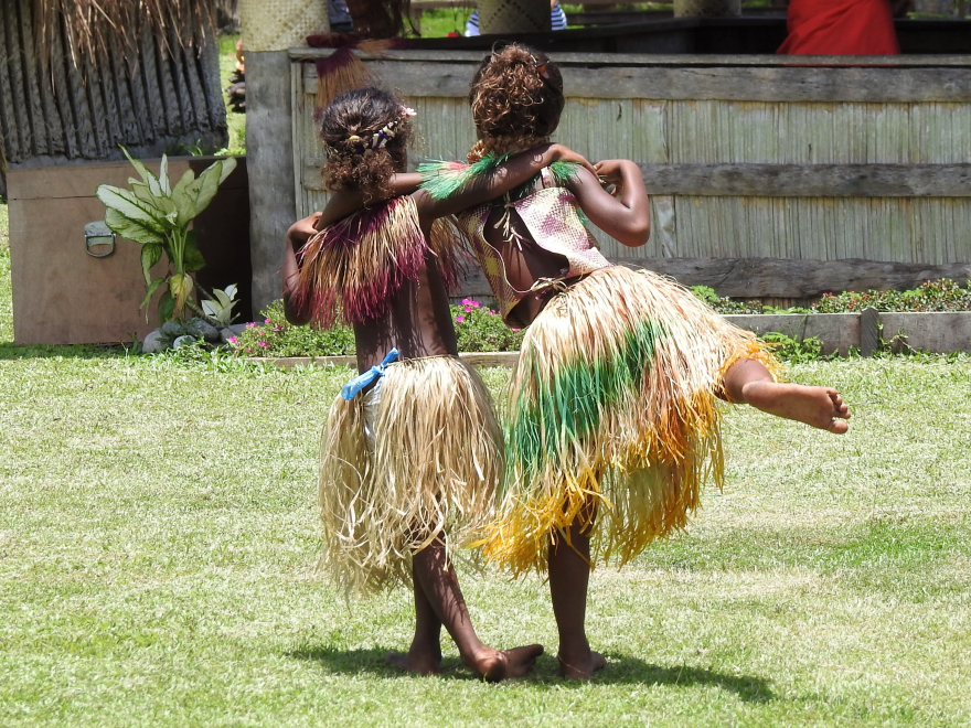 Οι πιο ευτυχισμένες κοινότητες του κόσμου είναι μικρές, απομακρυσμένες και... σχετικά φτωχές