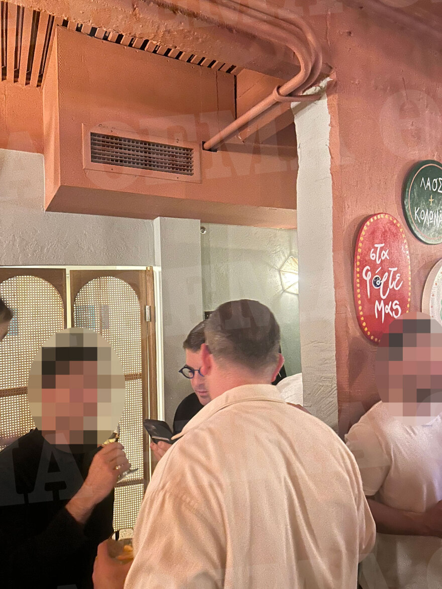 Κατερίνα Καινούργιου και Φίλιππος Τσαγκρίδης: Δυο ξένοι στο ίδιο μαγαζί - Δείτε τις φωτογραφίες