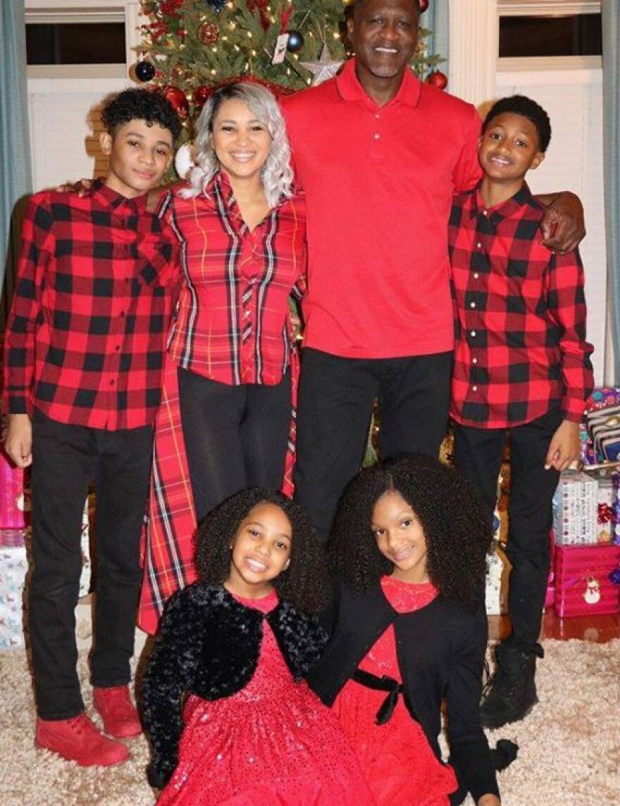 Ντομινίκ Γουίλκινς: Παντρεύτηκε για 4η φορά στα 64 του ο πρώην άσος του NBA και του Παναθηναϊκού 