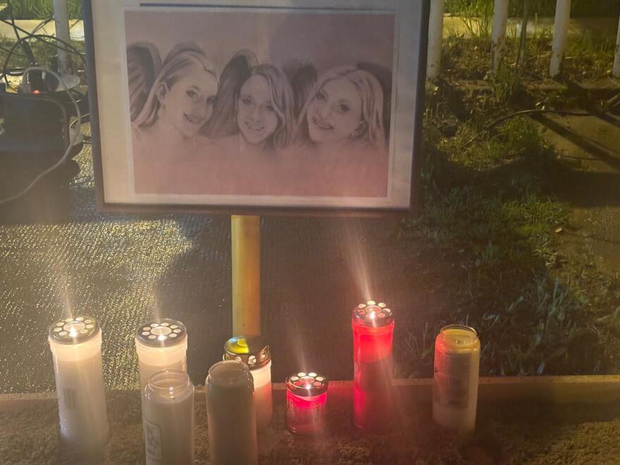 Καλαμπάκα: Εκδήλωση μνήμης για τα τρία κορίτσια της οικογένειας Πλακιά που βρίσκονταν ανάμεσα στα θύματα των Τεμπών 